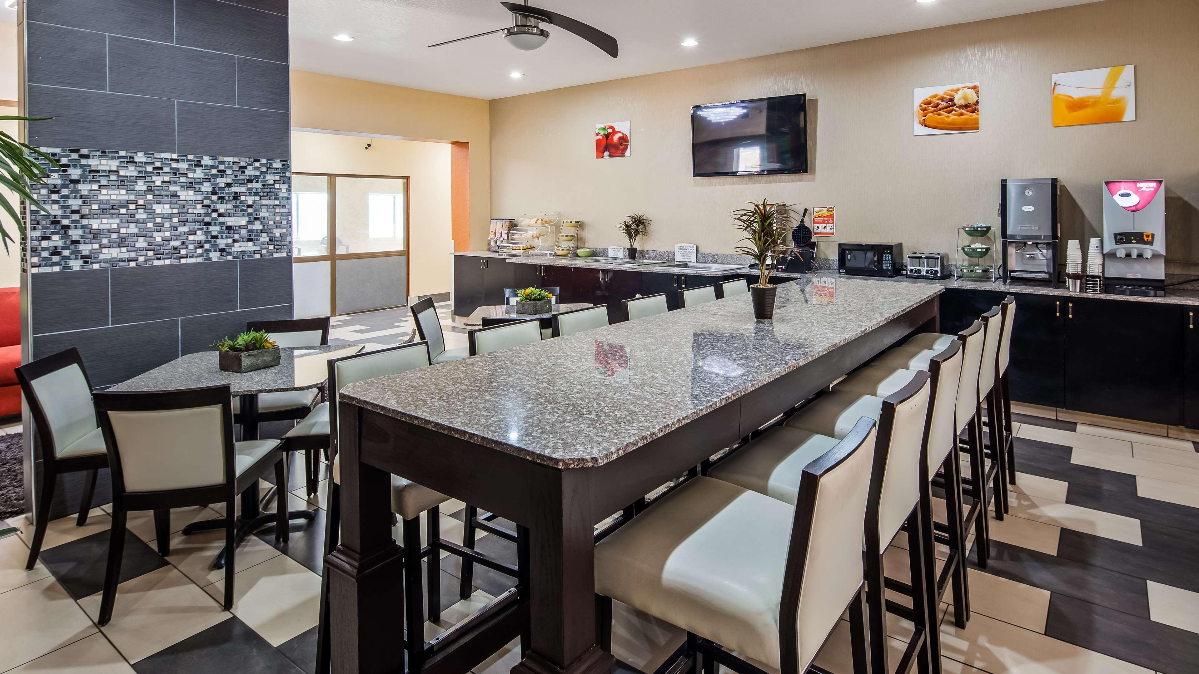 Surestay Plus Hotel By Best Western Blue Springs Luaran gambar