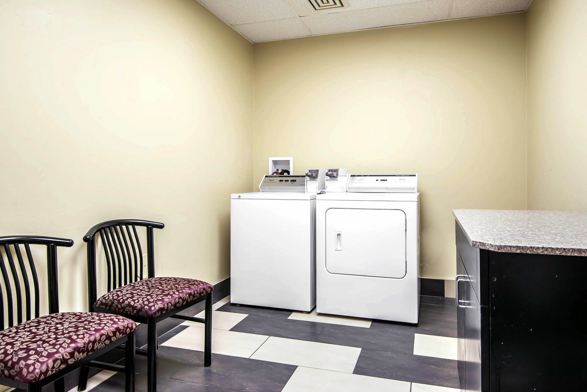 Surestay Plus Hotel By Best Western Blue Springs Luaran gambar
